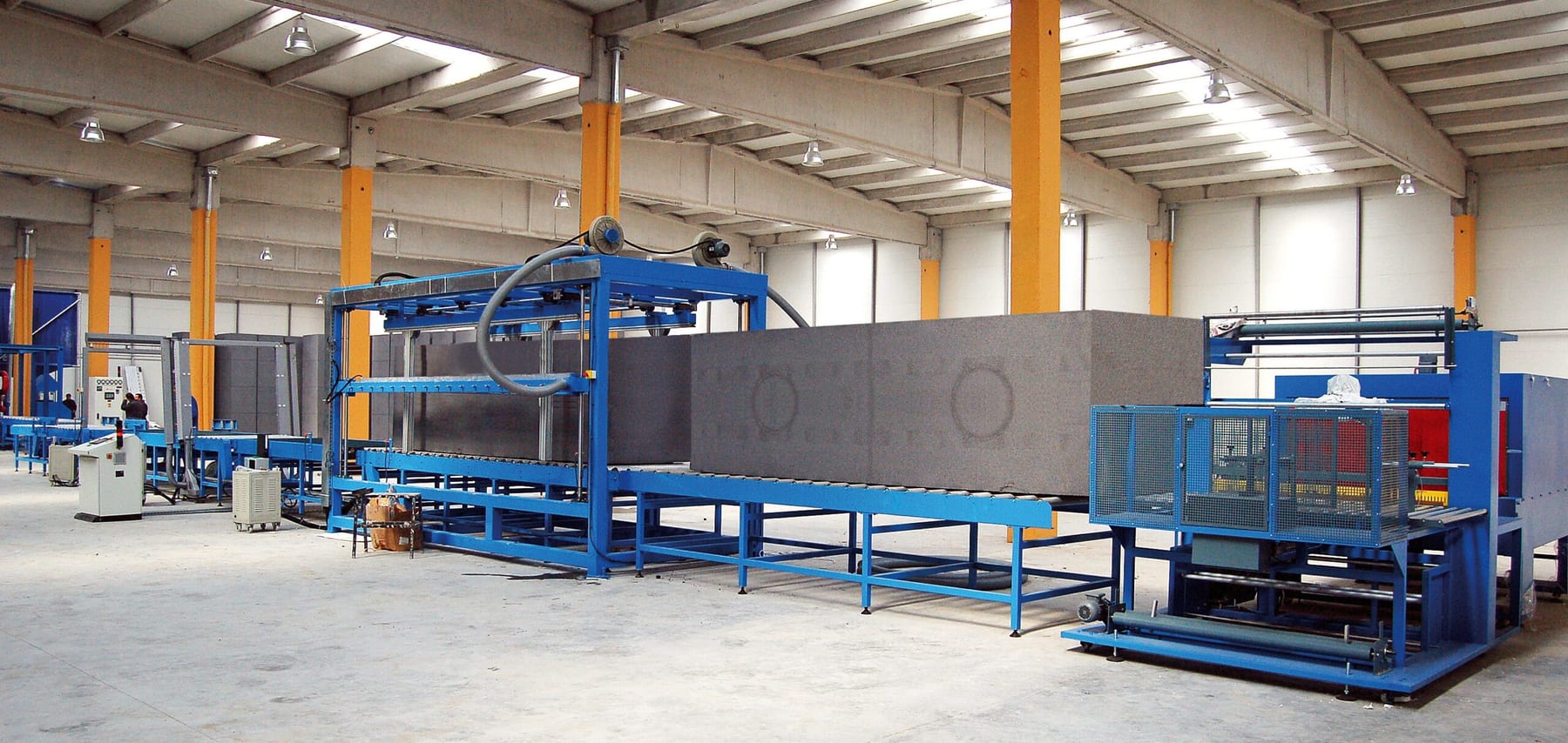 EPS cutting line in a production facility